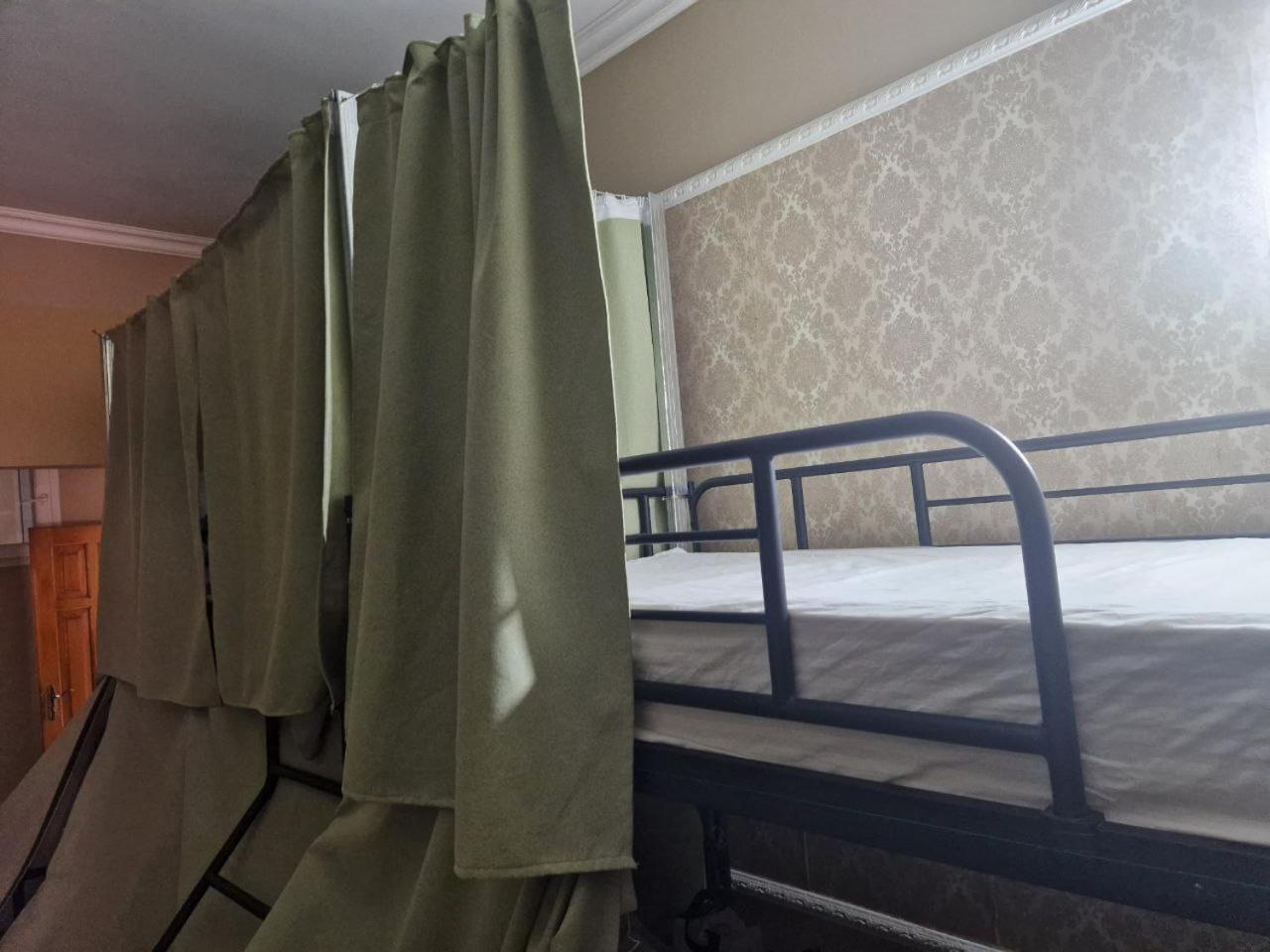 Buddha Bodoni Hostel *